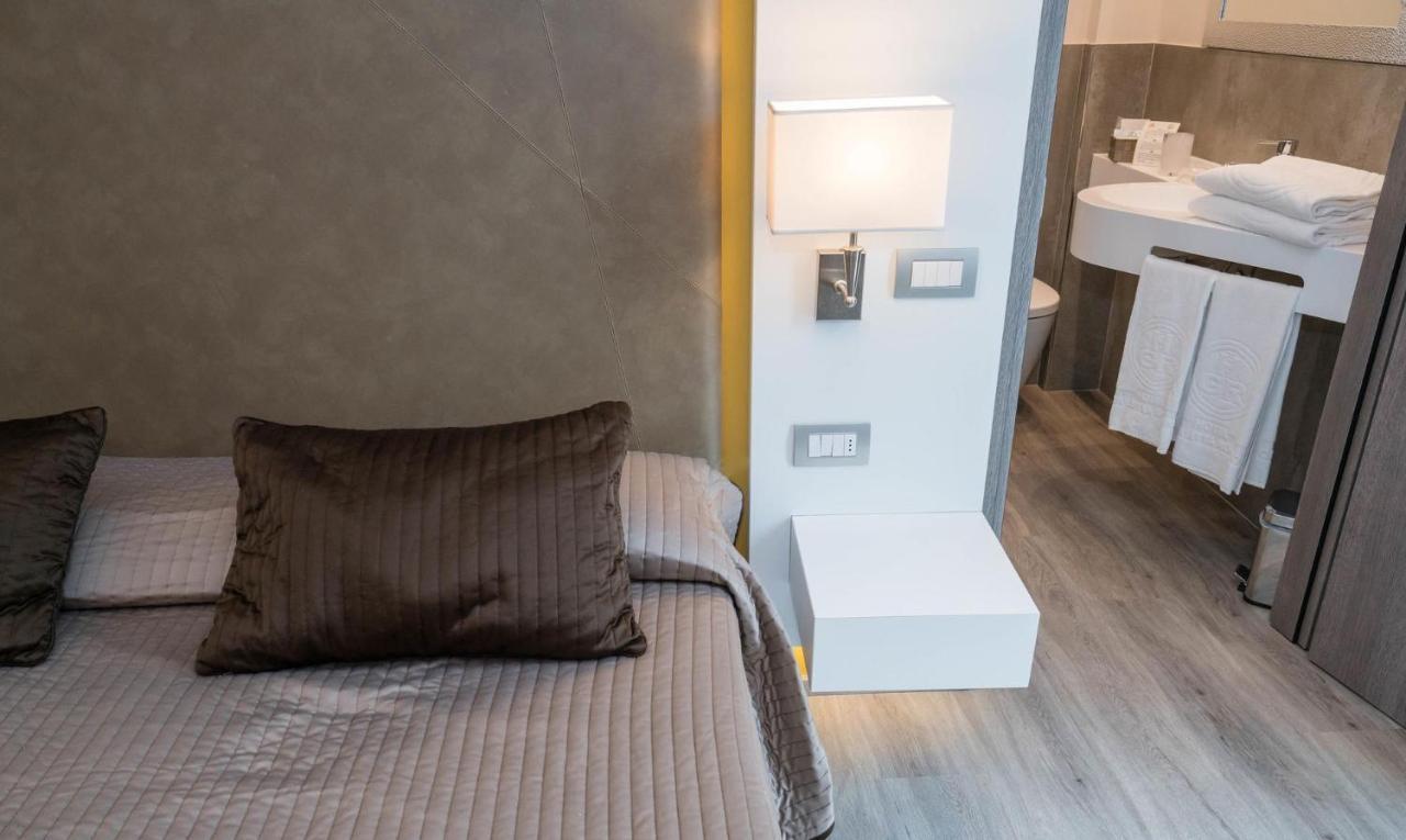 Hotel Giulietta Romeo Lazise Kültér fotó