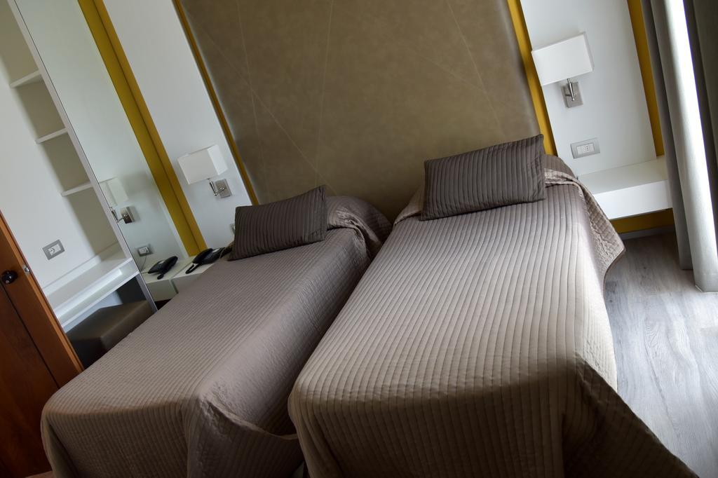 Hotel Giulietta Romeo Lazise Kültér fotó