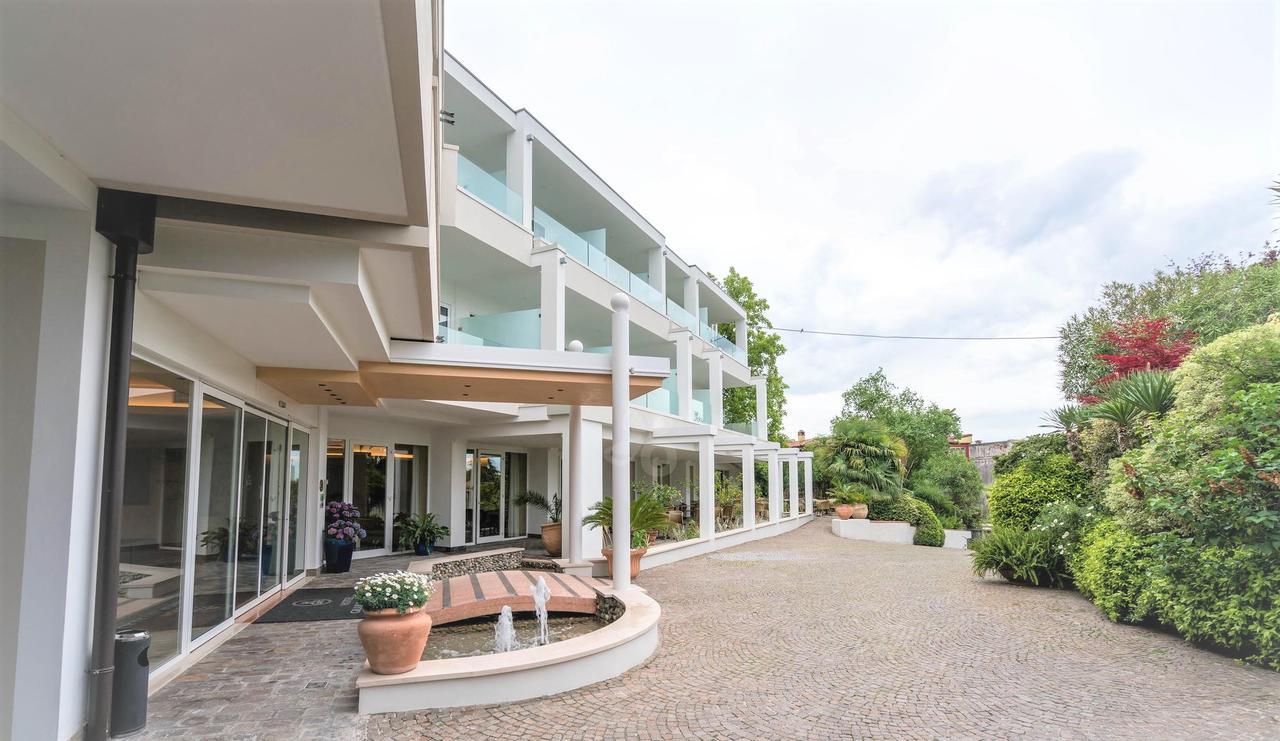 Hotel Giulietta Romeo Lazise Kültér fotó